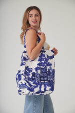 One Hundred Stars Giant Willow Blue Canvas Bag - Image 2