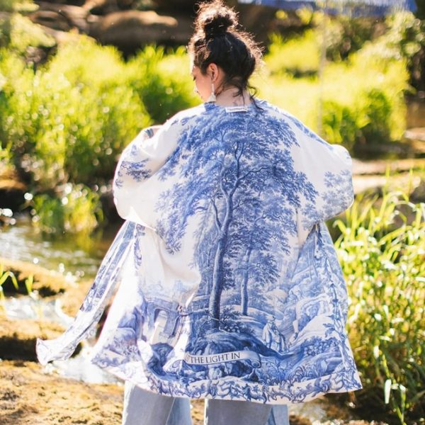 Market of Stars ‘Let the Light In’ Throwover Kimono