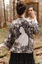 Market of Stars 'The Looking Glass' Kimono