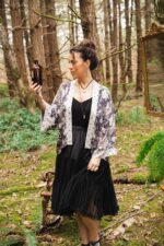 Market of Stars 'The Looking Glass' Kimono - Image 2