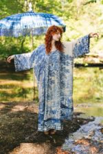 Market of Stars 'Let the Light In' Kimono Robe